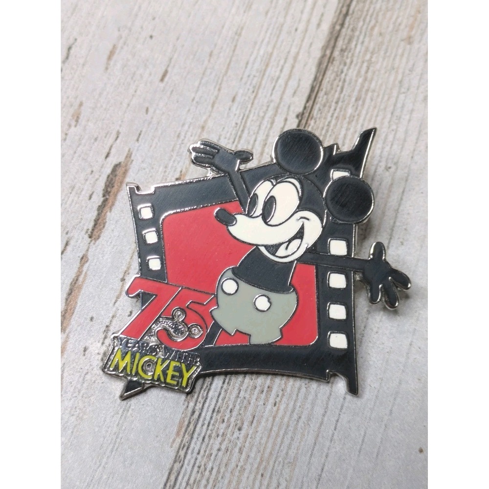 Disney Pin Mickey Mouse 75th Anniversary 2003 Official Pin Trading